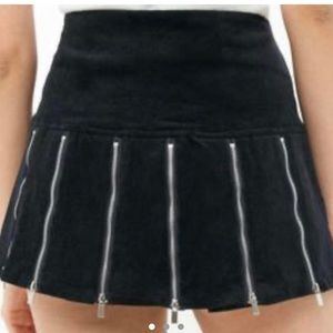 I AM GIA Beitress Skirt!